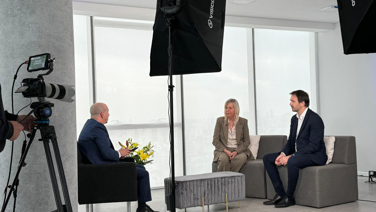 Energy efficiency, smart metering and digital transformation for a more sustainable future