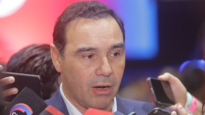 El mandatario correntino señaló que “hay poco vínculo” con la Nación, pero aseguró que su espacio mantiene una posición “seria y de diálogo” para fortalecer el desarrollo federal.