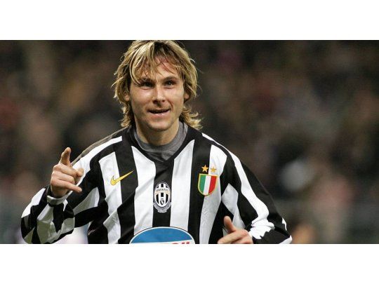 Nedved aconsejó a Dybala para tener una carrera grandiosa.