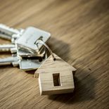 El sector inmobiliario creó 29.000 empleos y un boom de compraventas que marcó un nuevo máximo histórico. El sector inmobiliario creó 29.000 empleos y un boom de compraventas que marcó un nuevo máximo histórico.