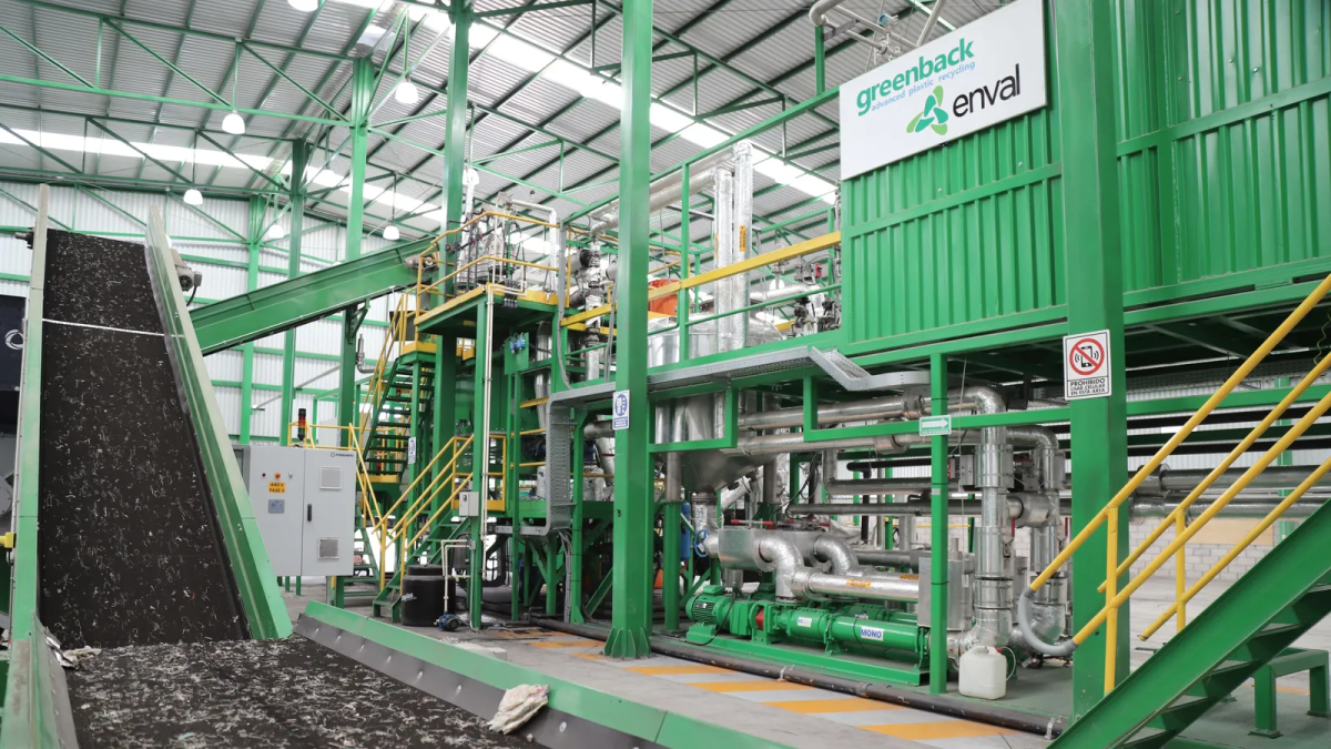In 20 years, plastic recycling has increased fivefold and they are seeking to promote a law