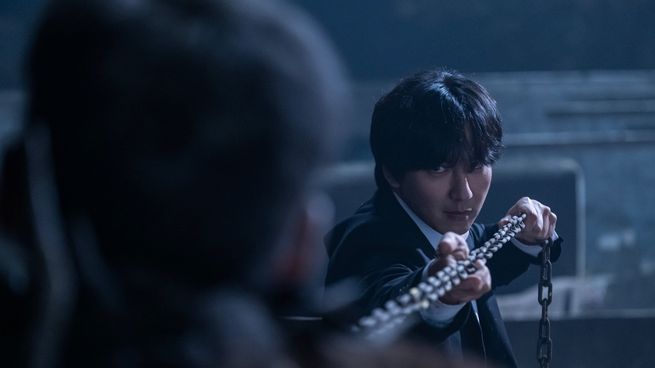 De qué se trata la isla, la serie fantástica y misteriosa de Prime Video que sigue a un grupo de personas mágicas que deben salvar el mundo.