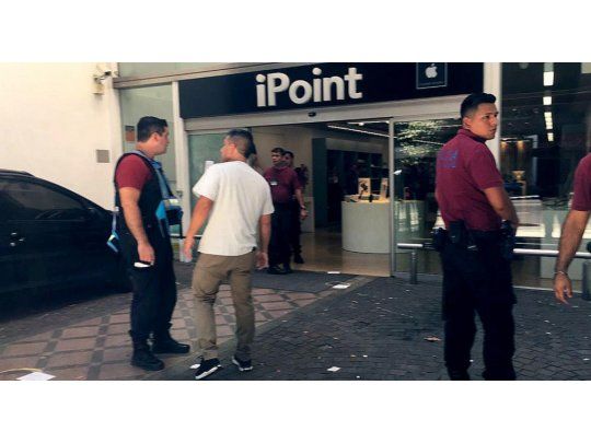 Tiroteo cerca del Alto Palermo tras intento de robo a un local de electrónicos