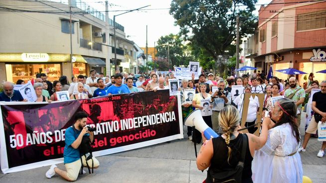 En la ciudad de Tafí Viejo se realizó una marcha por las calles céntricas para recordar los 50 años del Operativo Independencia.&nbsp;