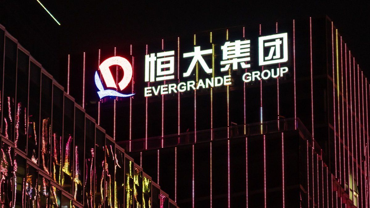 Evergrande’s shares plummeted almost 80% on its return to the stock market
