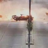 El vehículo protagonista se prendió fuego tras el impacto
