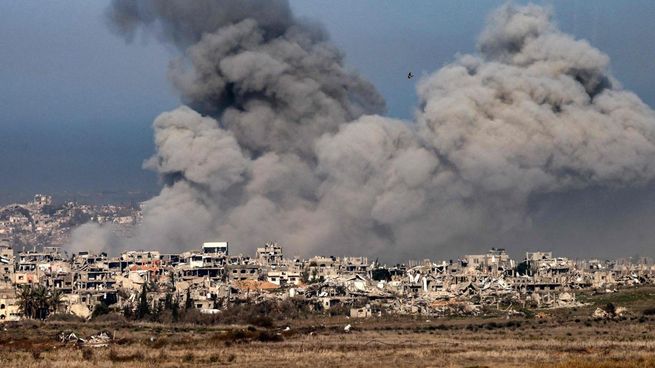 Israel y Hamás alcanzaron un acuerdo de alto el fuego y liberación de rehenes.