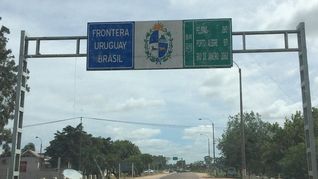 El presidente de la Asociación Comercial e Industrial de Rivera, Gustavo Laclau, destacó la reglamentación de los beneficios fiscales en la frontera. El presidente de la Asociación Comercial e Industrial de Rivera, Gustavo Laclau, destacó la reglamentación de los beneficios fiscales en la frontera.