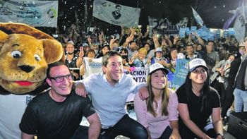 El FdT se impuso por más de 26 puntos, siendo el distrito que más votos cosechó de esa fuerza en la primera sección . El FdT se impuso por más de 26 puntos, siendo el distrito que más votos cosechó de esa fuerza en la primera sección .