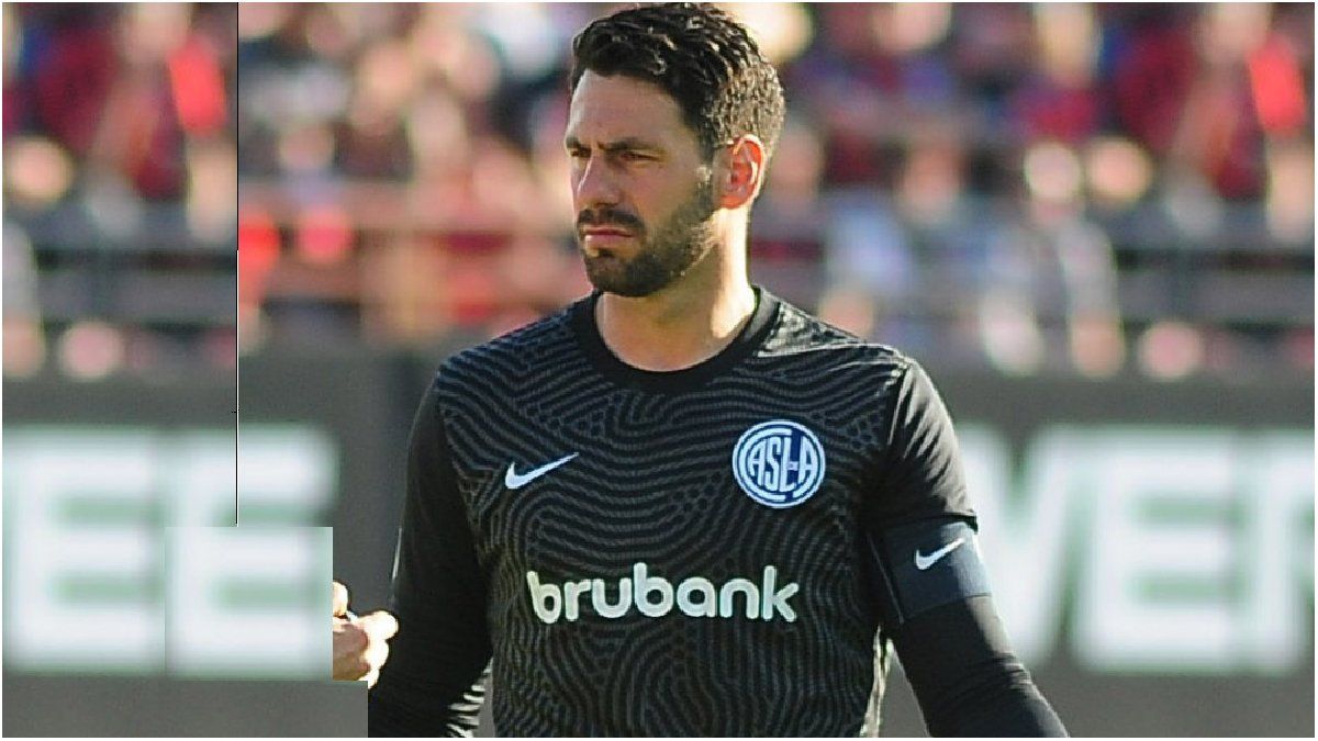 San Lorenzo revealed an alleged offer for Batalla and the controversy erupted: Did he falsify the papers?