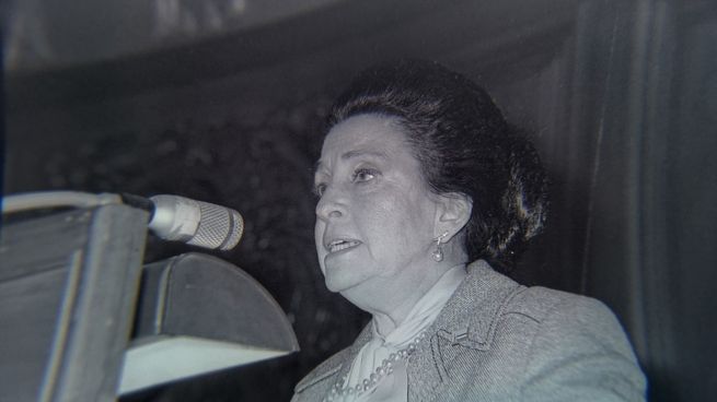 En Colima en 1979, Griselda Álvarez Ponce de León, se convierte en la primera mujer gobernadora en la historia de México.