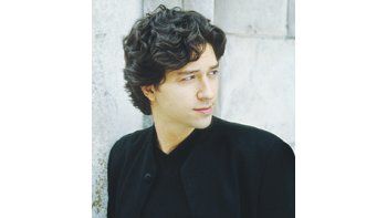 Sergio Tiempo: una agenda cargada para 2012, tanto como pianista solista como en dúo.