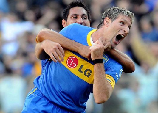 El grito sagrado de Palermo. El goleador histórico de Boca anotó el segundo y desató la locura en la Bombonera.