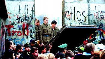 el dia que cambio el mundo: la caida del muro de berlin