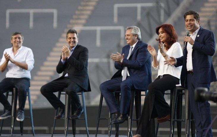 junto a alberto y cristina, kicillof anuncio un plan de desarrollo de viviendas y escuelas