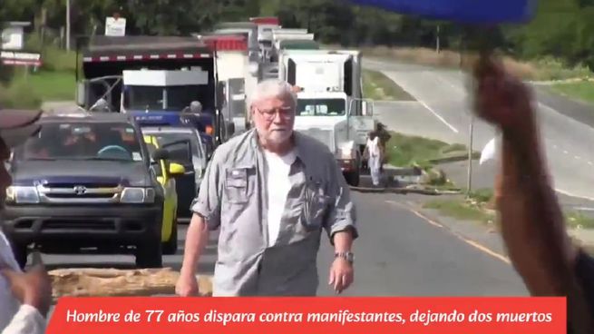El hombre que abrío fuego tiene 77 años y es estadounidense.