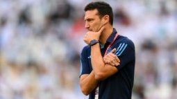 Lionel Scaloni, coach of the Argentine national team, thinking Lionel Scaloni, coach of the Argentine national team, thinking