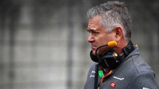 El piloto fue dos veces campeón del Championship Auto Racing Teams en Estados Unidos.
