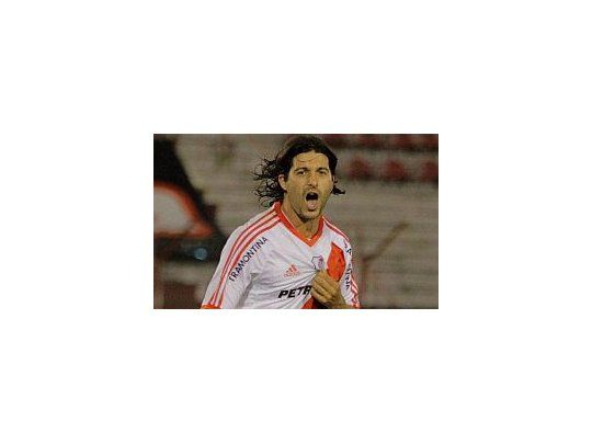El chori Domínguez le tira la presión a Boca para los Superclásicos de verano.