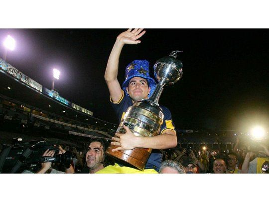En Atlético Tucumán no descartan contar con Riquelme para la Libertadores.