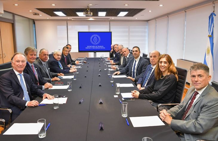 Reuni&oacute;n de empresarios con el Gobierno por el Consejo de Mayo.