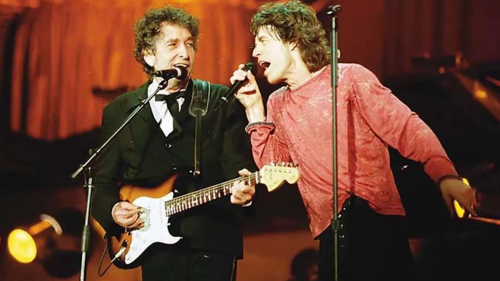 Dylan y Jagger en una reunión cumbre. Dylan y Jagger en una reunión cumbre.
