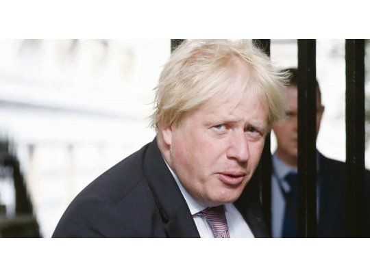REBELDE. Boris Johnson dejó el Foreign Office y amenaza el liderazgo de Theresa May.