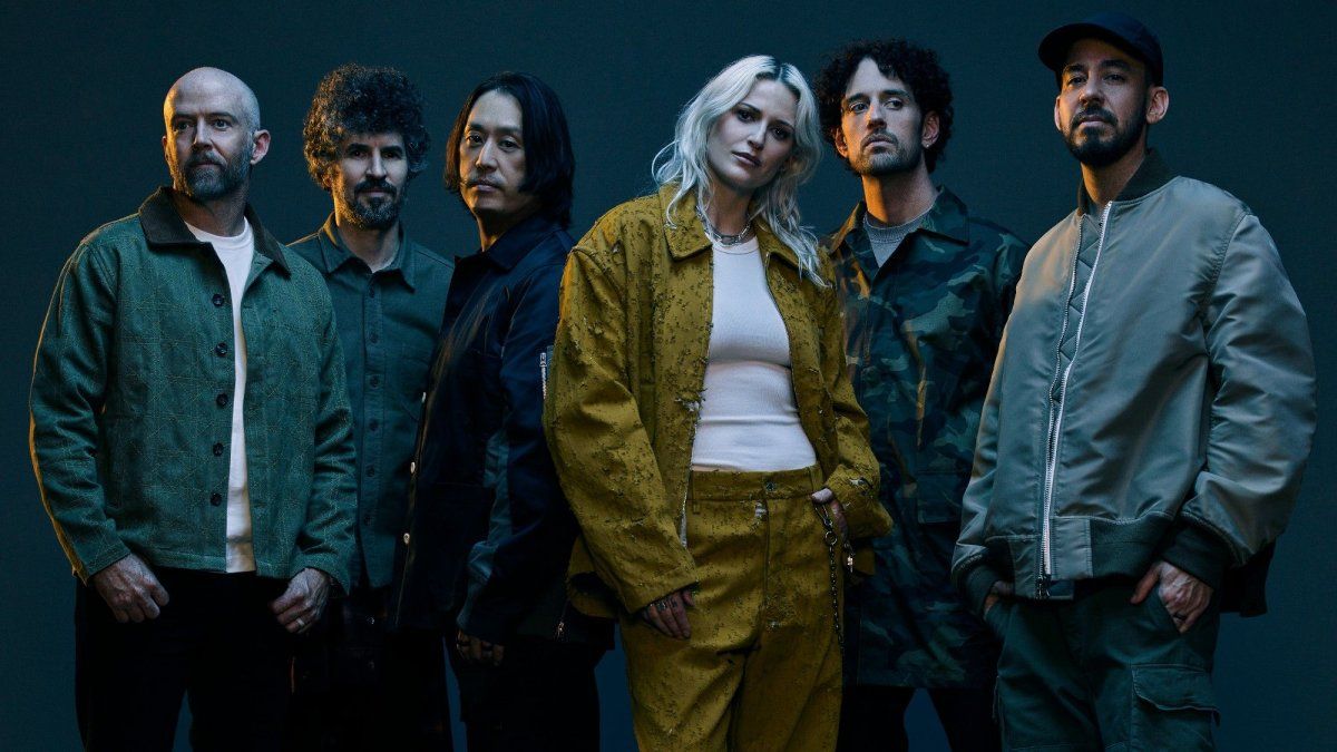 Linkin Park is back: new singer, new music and tour
