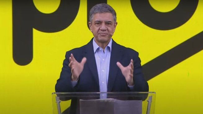 Con la motosierra ponemos en riesgo nuestro patrimonio, apuntó Jorge Macri.