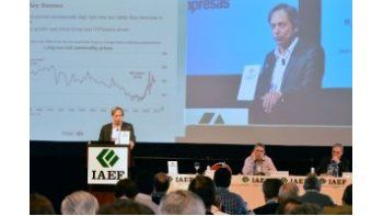 ámbito.com | Javier Finkman, Economista jefe para América Latina del Sur de HSBC habla en el panel Economía y Mercados 2015 - Visión Macro y Micro en el marco del la 35° Convencion del Instituto Argentino de Ejecutivos de Finanzas.