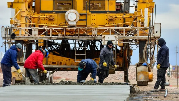 Desde diciembre de 2023 hasta este momento el gobierno de Neuquén lleva invertidos más de $14.000 millones para ejecutar el Desde diciembre de 2023 hasta este momento el gobierno de Neuquén lleva invertidos más de $14.000 millones para ejecutar el