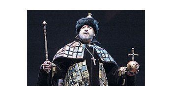 ámbito.com | El bajo ruso Analoly Kotcherga compuso un notable Boris Godunov, la ópera conla que se despide el Colón antes de su cierre hasta mayo de 2008.