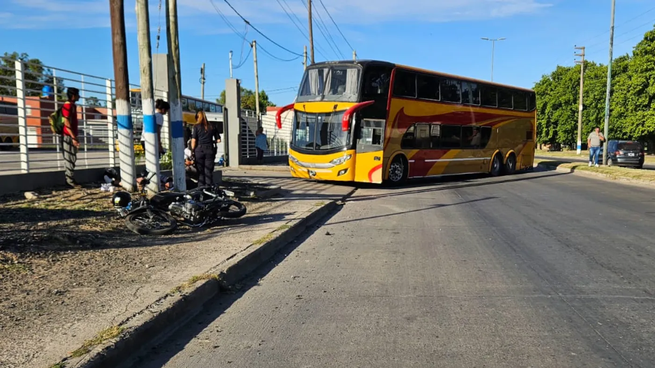 El hecho ocurrió en la avenida 520 y 182 de la localidad de Melchor Romero. (Foto: 0221)﻿