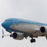 Tras una falla de un avión de Aerolíneas Argentinas en Aeroparque, varios vuelos fueron demorados, cancelados y trasladados a Ezeiza. Tras una falla de un avión de Aerolíneas Argentinas en Aeroparque, varios vuelos fueron demorados, cancelados y trasladados a Ezeiza.