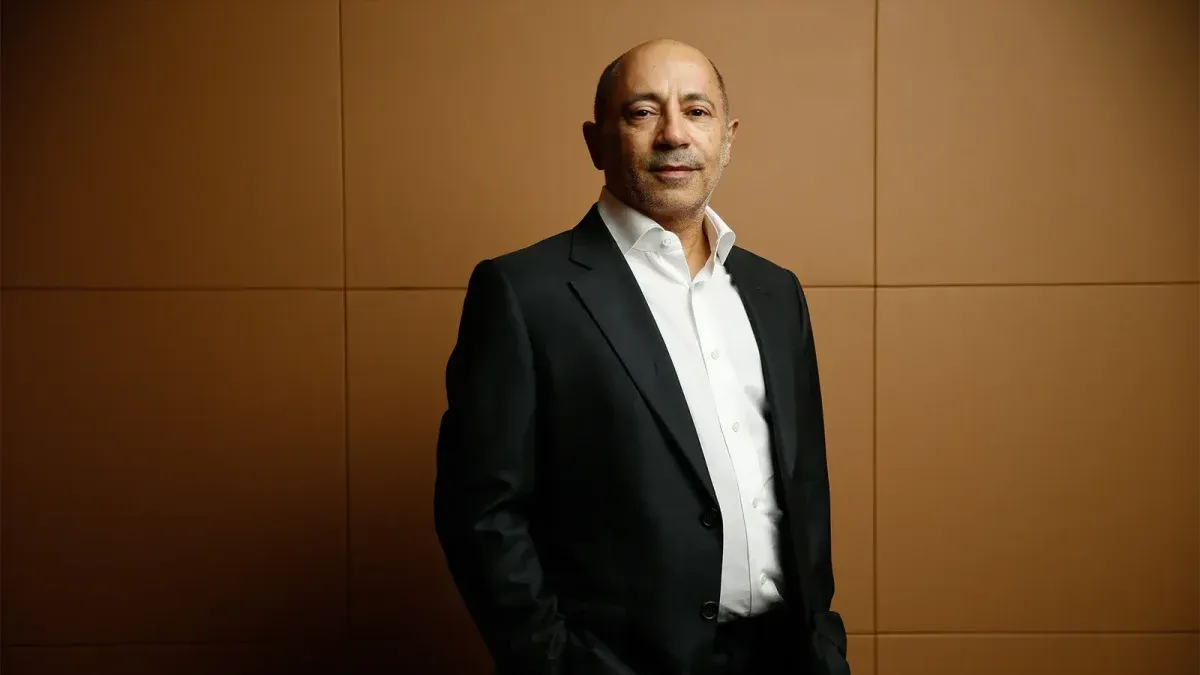Who is Alan Howard, the billionaire who dominates investments from the shadows and flees from the cameras