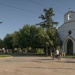 Sus calles tranquilas y construcciones pintorescas invitan a admirar y recorrer. Sus calles tranquilas y construcciones pintorescas invitan a admirar y recorrer.