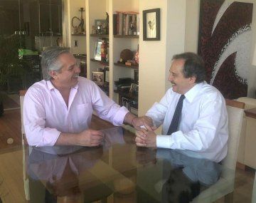 Alberto Fernandez y Ricardo Alfonsín se reunieron en el departamento del presidente electo en Puerto Madero.