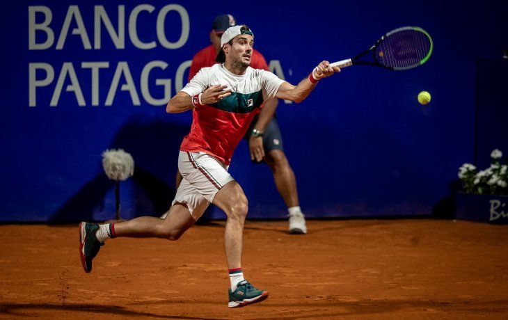Guido Pella avanza en el Argentina Open.