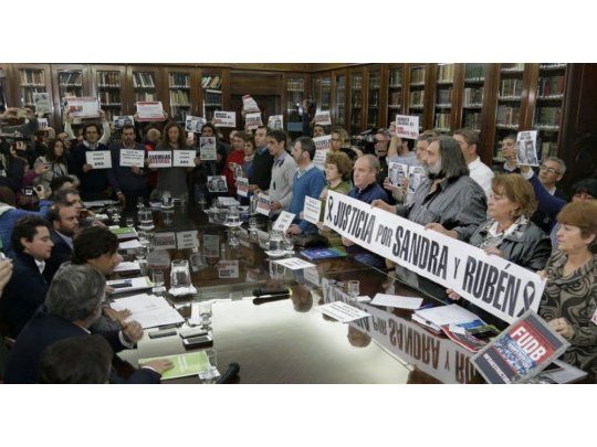 Docentes rechazaron nueva oferta salarial y lanzaron paro de 72 horas