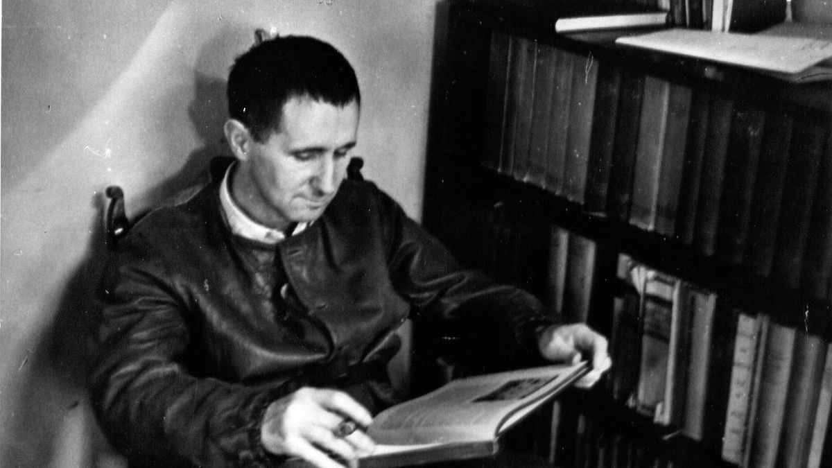 Bertolt Brecht, the playwright who defended all his life a theory in which he fervently believed