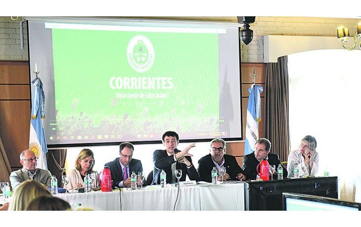 ámbito.com | Planteo. En la última reunión del Consejo Federal de Educación, en Corrientes, emanó el pedido a Esteban Bullrich de convocar a ministros de Economía provinciales para discutir la viabilidad financiera del proyecto.