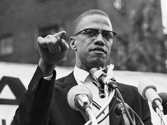 Malcolm X fue asesinado un 21 de febrero de 1965 en&nbsp;Manhattan. Luego de su muerte&nbsp;se lo reconoció como uno de los activistas más importantes.