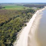 El Ministerio de Ambiente sostuvo que la renegociación del proyecto Arazatí supondrá un ahorro de 150 millones de dólares al Estado. El Ministerio de Ambiente sostuvo que la renegociación del proyecto Arazatí supondrá un ahorro de 150 millones de dólares al Estado.