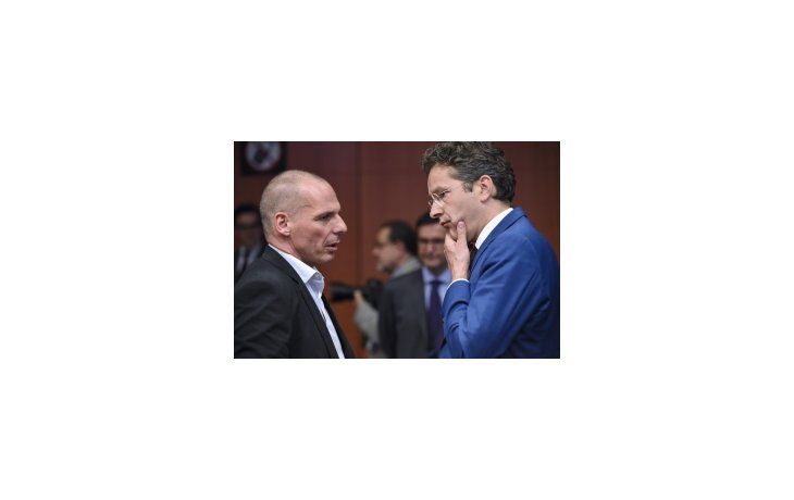 Yanis Varufakis, ministro de Finanzas de Grecia, junto al presidente del Eurogrupo, Jeroen Dijsselbloem