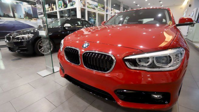 El Gobierno y un inminente cambio sobre la importación de autos.