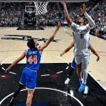 Los Spurs y los Knicks se disputan el título de la NBA. Los Spurs y los Knicks se disputan el título de la NBA.