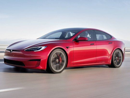 Model-S-Plaid.jpg