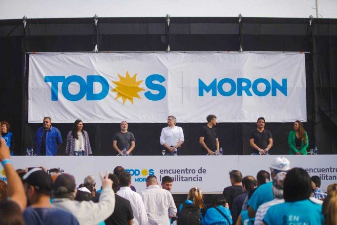 Máximo Kirchner cierra plenario del Frente de Todos en Morón 