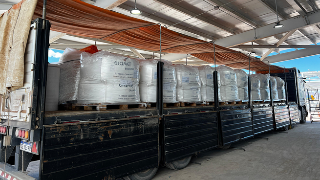 Minería. Eramine realiza la primera exportación de carbonato de litio producido en Salta, un recurso clave para la transición energética global.