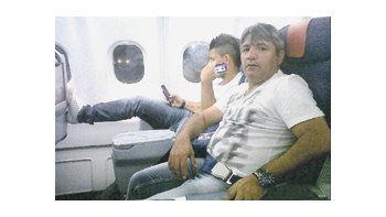 Leonel del Castillo, el padre del Kun, exigió el 35% de los pases de Mauricio Jordan y Gastón Alexander del Castillo, hermanos del crac del City.
